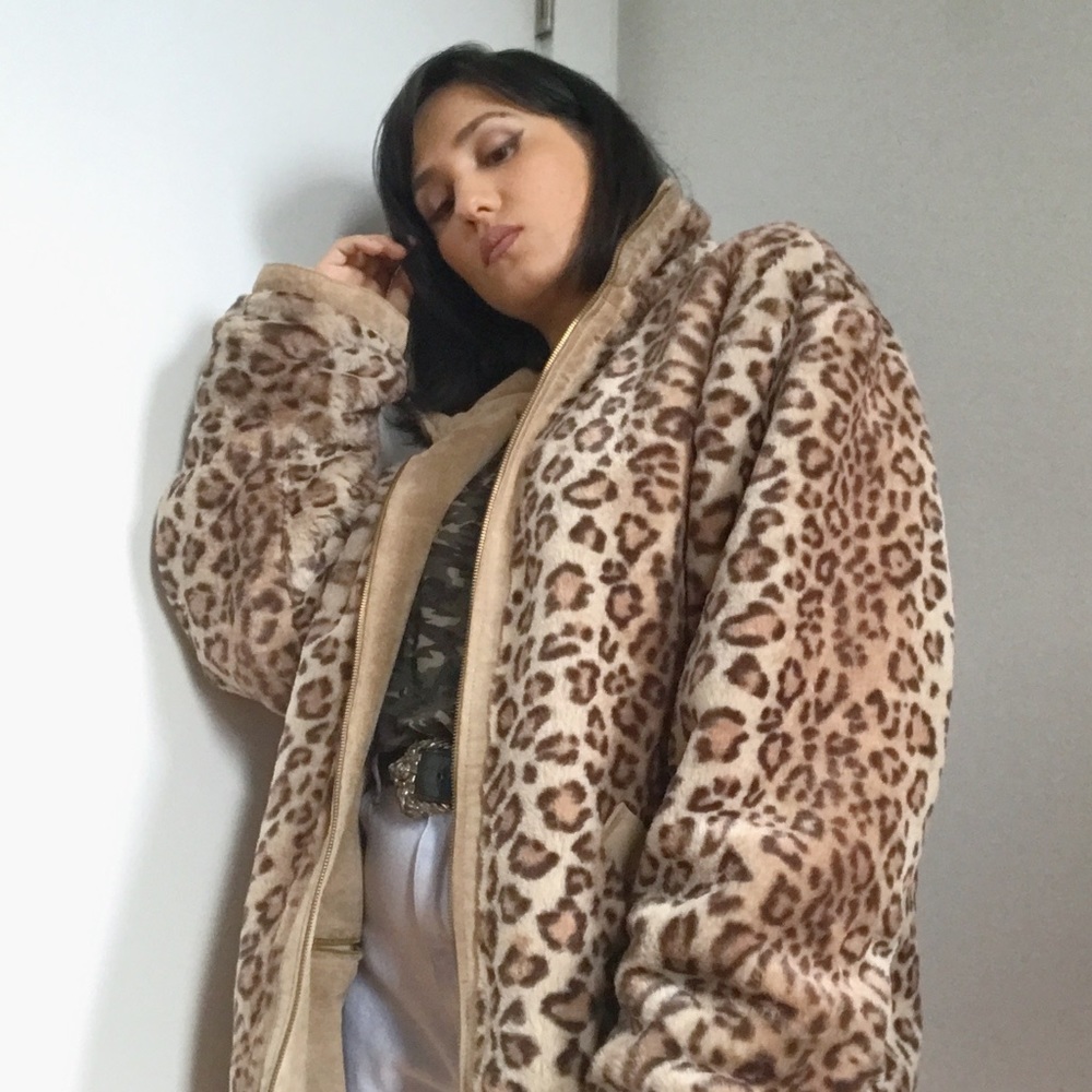 Meet your Posher, Paulina